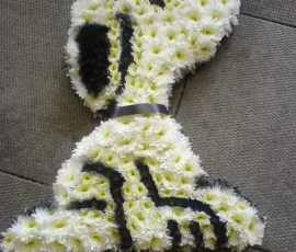 Snoopy funeral tribute elland florist